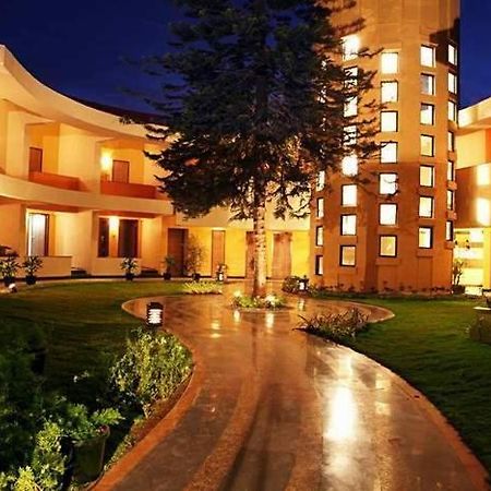 Sahil Sarovar Portico Lonavala Esterno foto